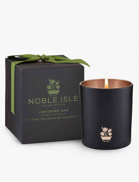 Noble Isle Lightening Oak Candle 200g