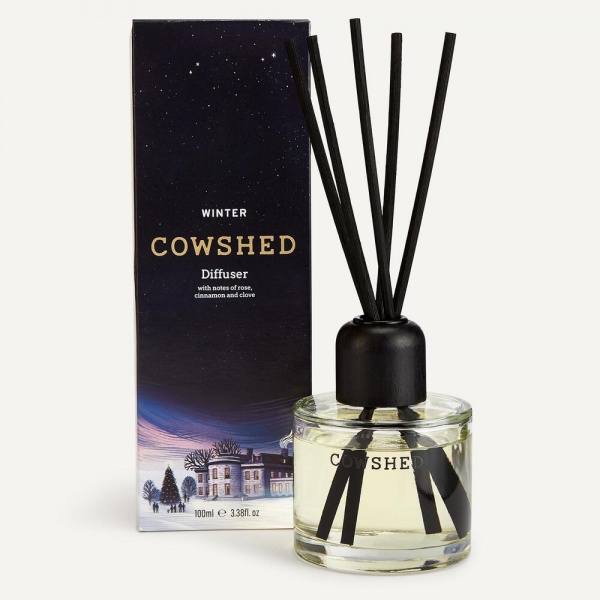 Cowshed Winter Candle & Diffuser Bundle thefragrancecounter.co.uk