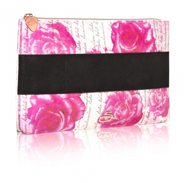 Sanctum Soho Rose Script Medium Wash Bag